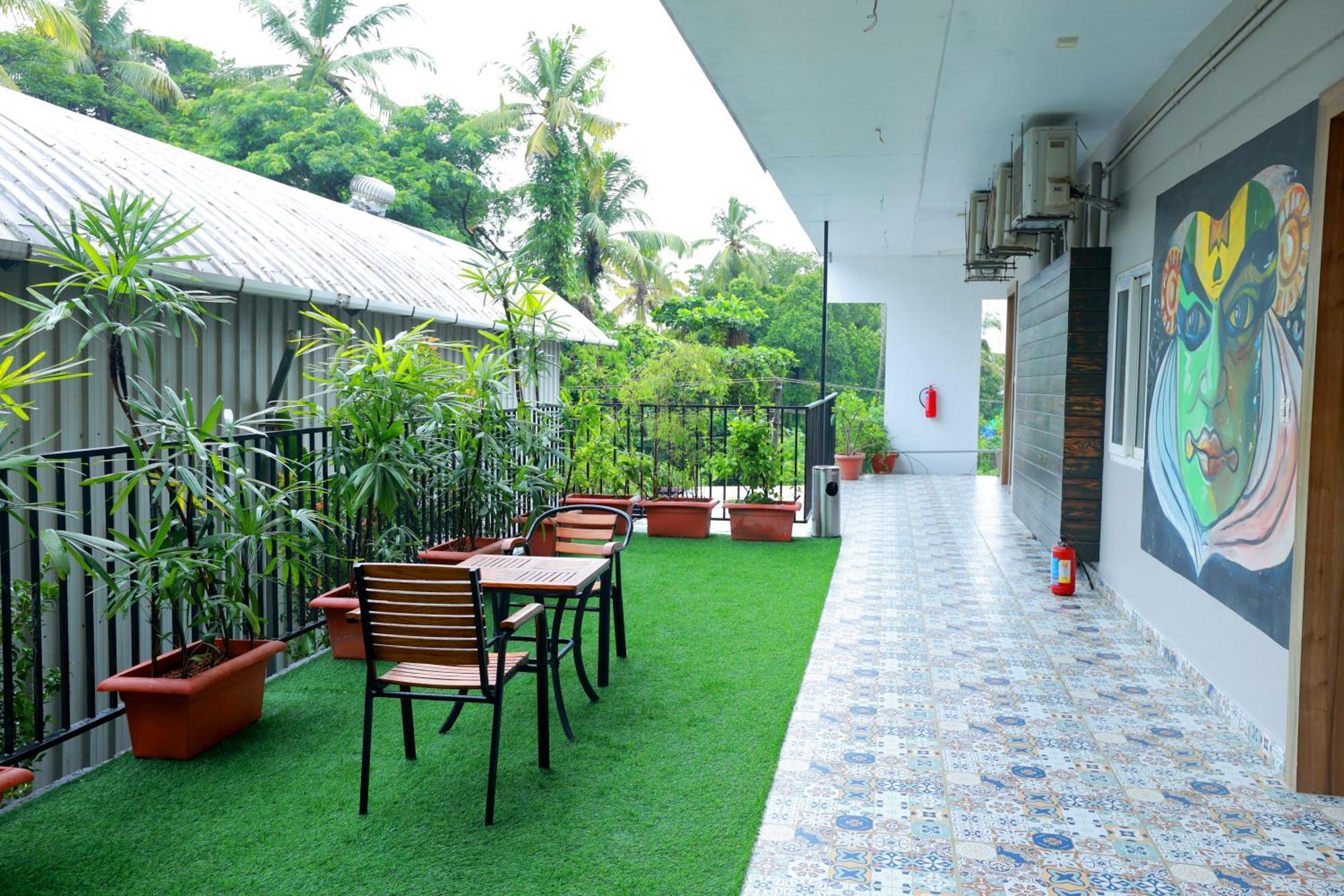 Cmk Habitat Centre Hotel Kochi Exterior photo